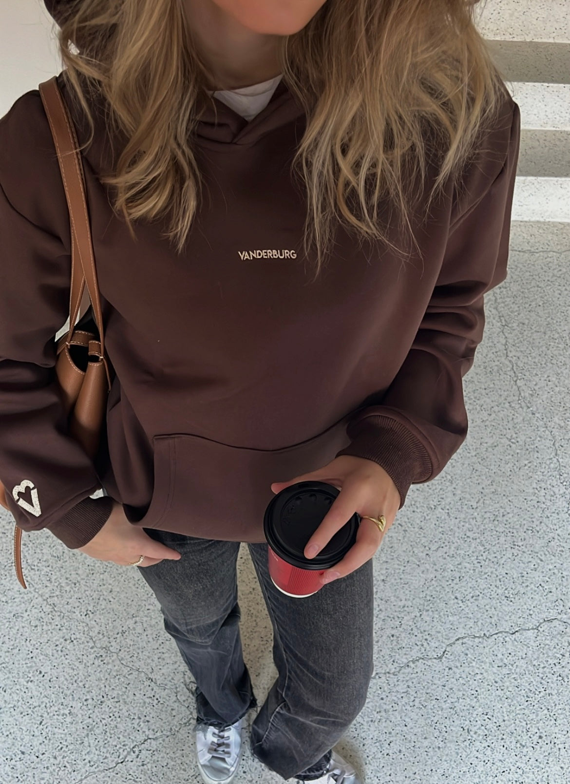 HEARTLINE HOODIE- BROWN